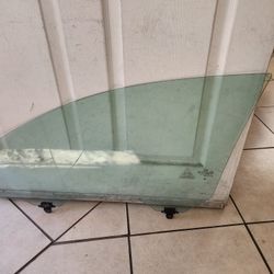 KIA Sportage 2011-2016 Driver And Passenger Front Side Door Window 