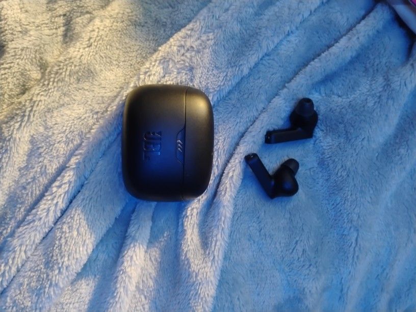 New JBL Tune Beam