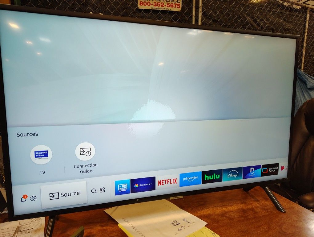 40" Samsung Smart 4K UHD TV