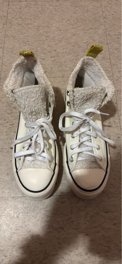 Converse Sneakers (size 7.5)