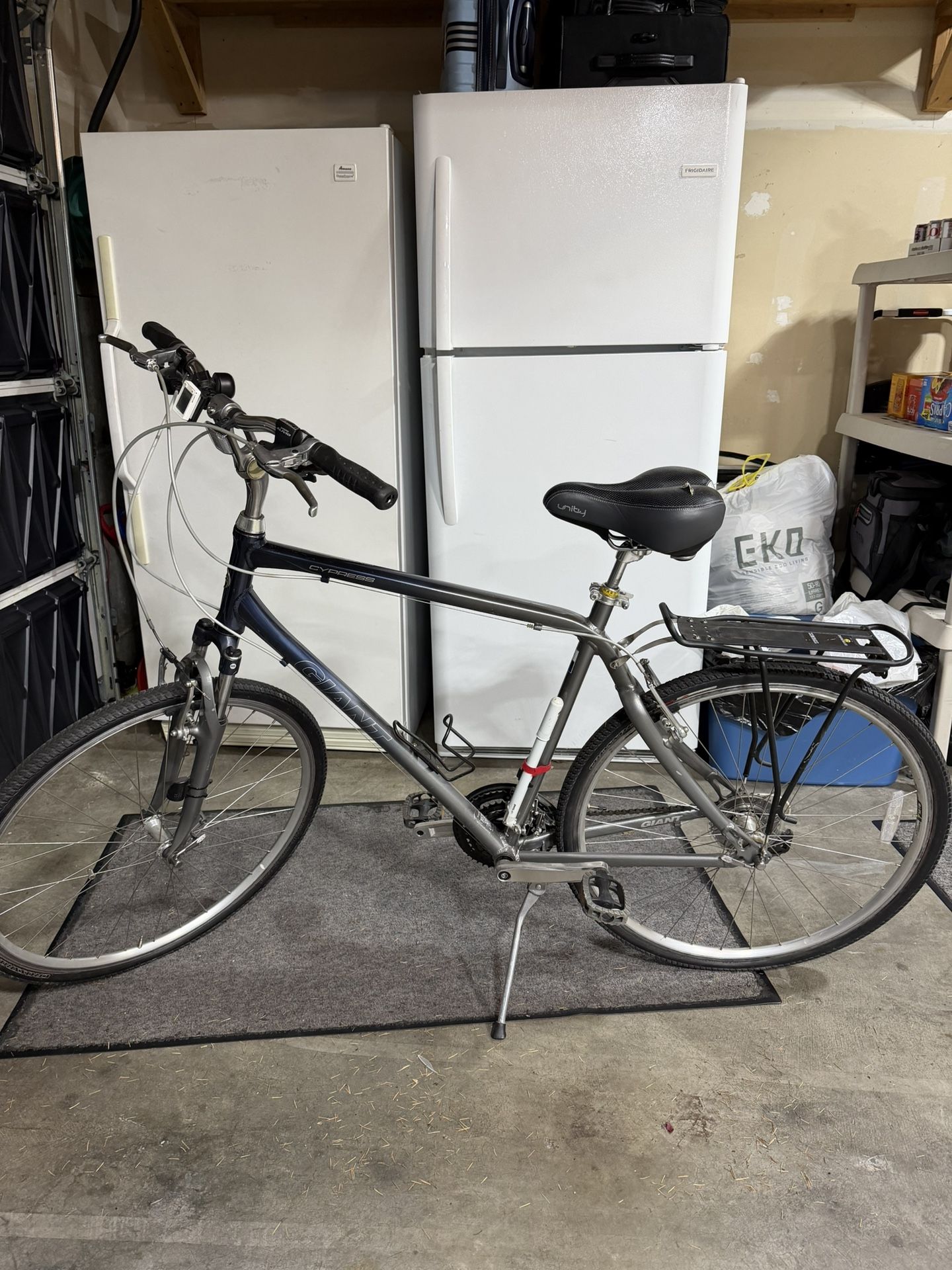 Giant Cypress DX Bike