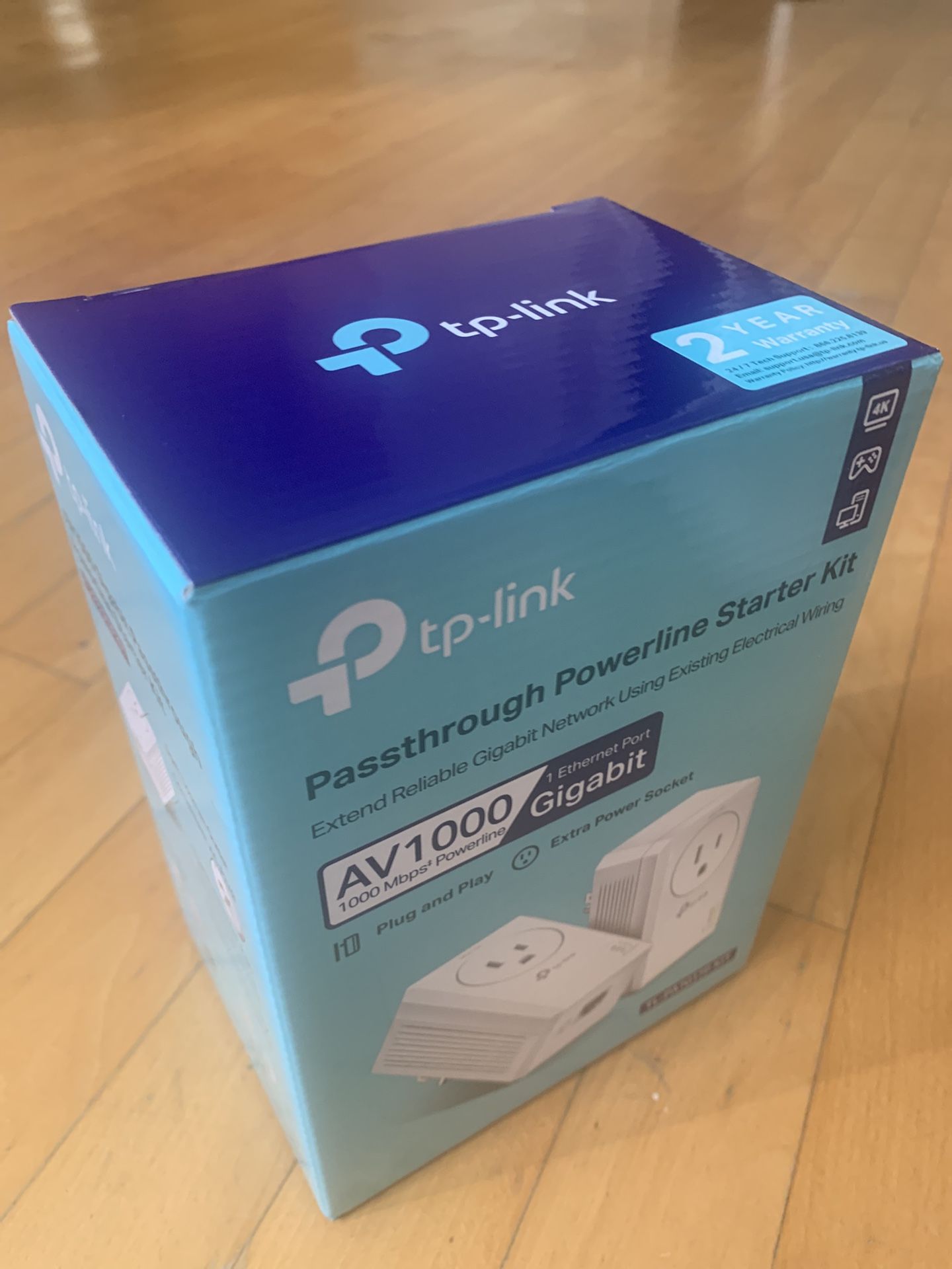 TP-Link TL-PA7017P Passthrough Powerline Starter Kit AV1000 Gigabit Ethernet Adapter New Open Box