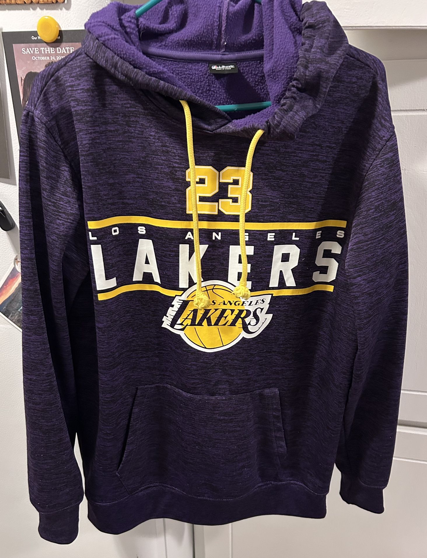Lebron James Men’s Size Large Hoodie 