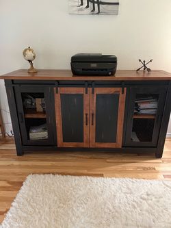 Credenza