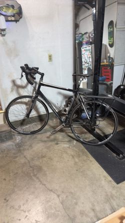 2010 Trek Pilot 2.1 with accessories
