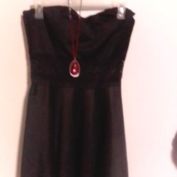 Beautiful Ladies Black Dress 