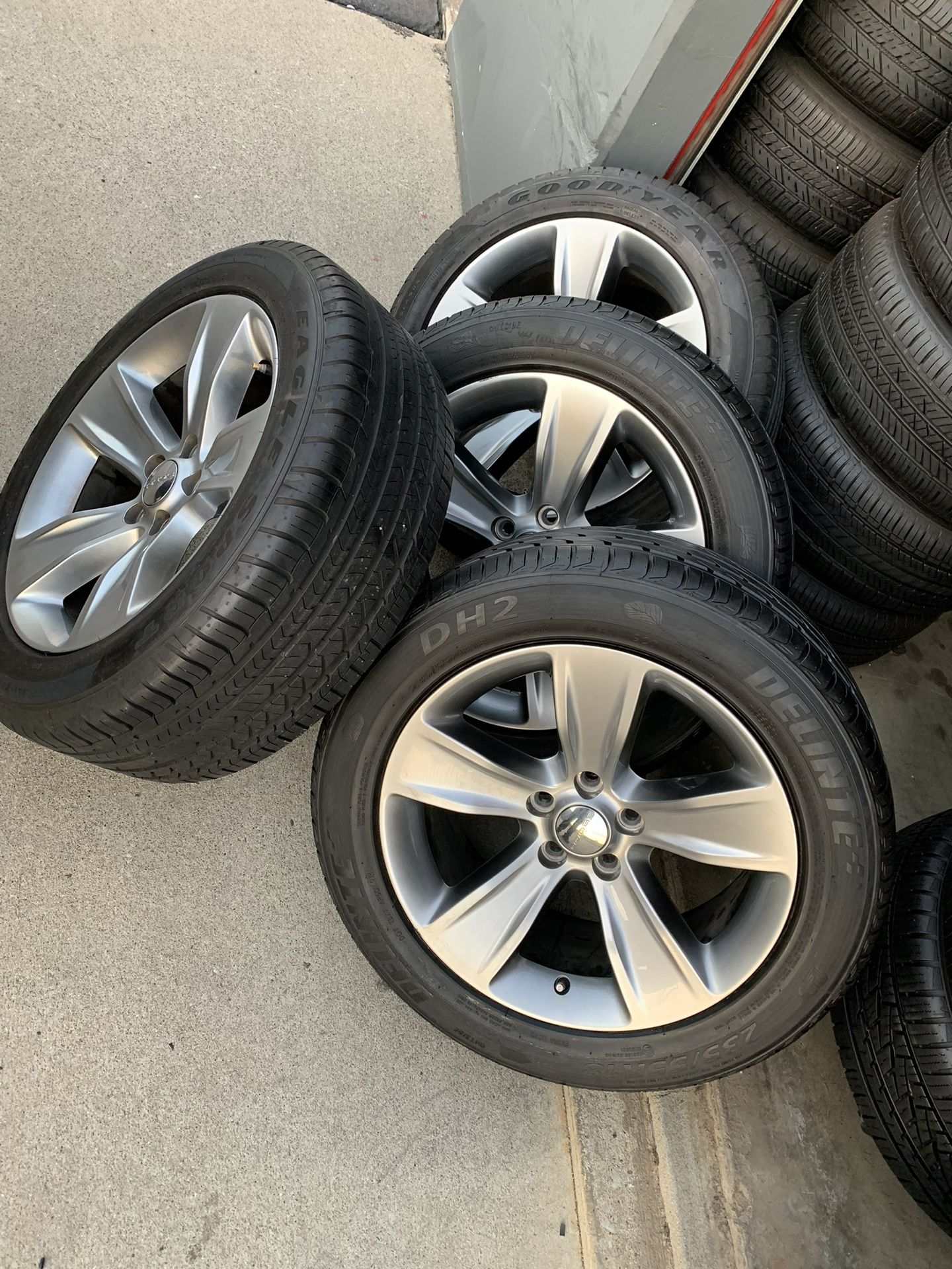 Rims&tires 18” Charger, Challenger, Chrysler 300