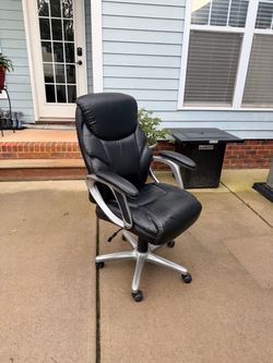 Serta Executive Office Chair