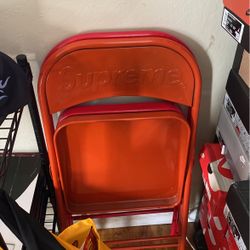 Supreme Chair 