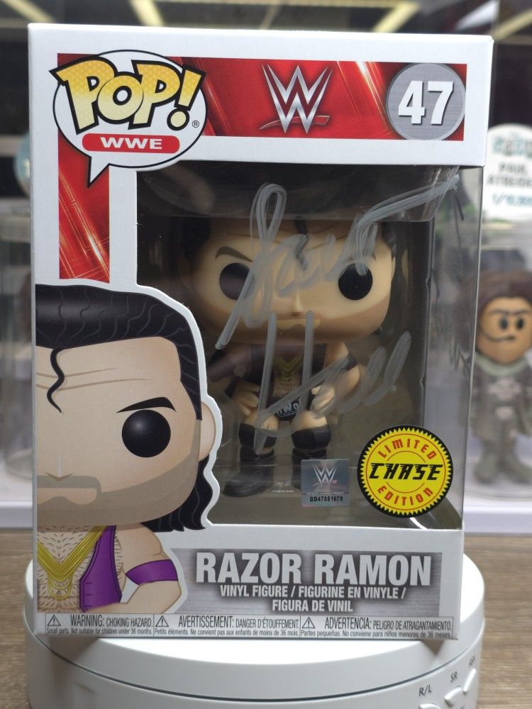 47 Razor Ramon (WWE) Chase LE Signed by Razor Ramon Funko Pop