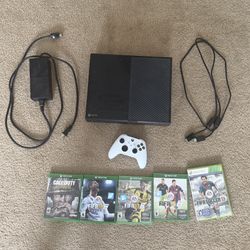 Microsoft Xbox One Console 500GB - Black w Controller