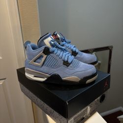 Jordan 4 UNC