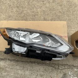 2017, 2018, 2019, 2020 Nissan Rogue Headlight ( New Car Parts )