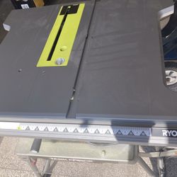 Tool Sale! Ryobi Table Saw - 15 Amp 10” Expanded Capacity Portable Table Saw  - Oferta de herramientas! Sierra de mesa Ryobi 