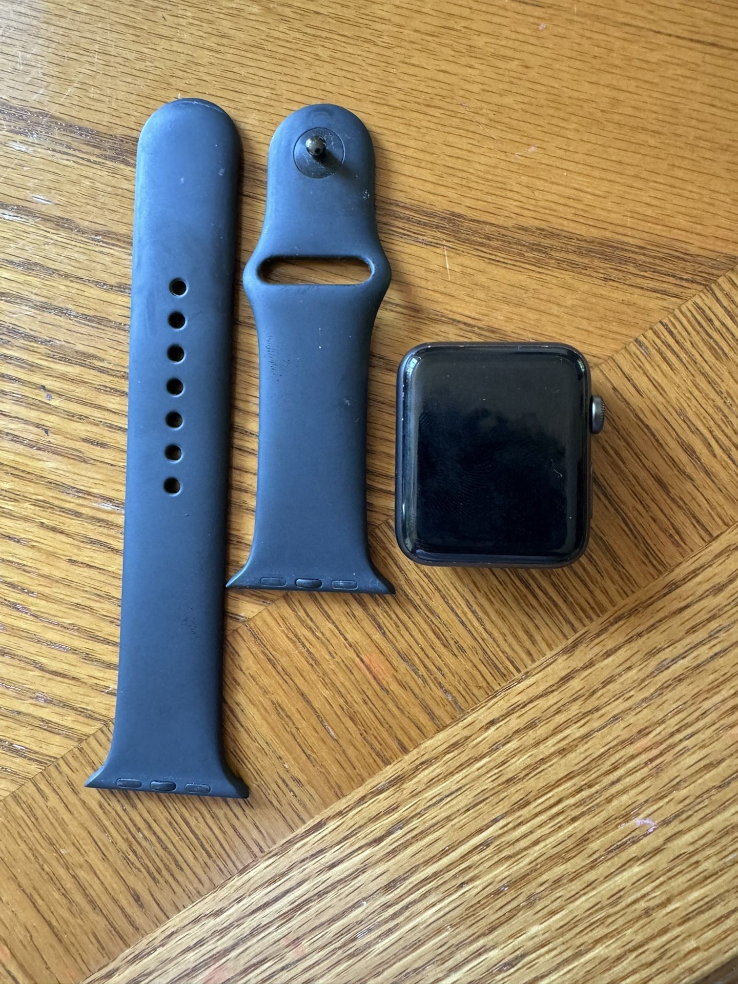 Apple Watch Series 3 42mm cell capable