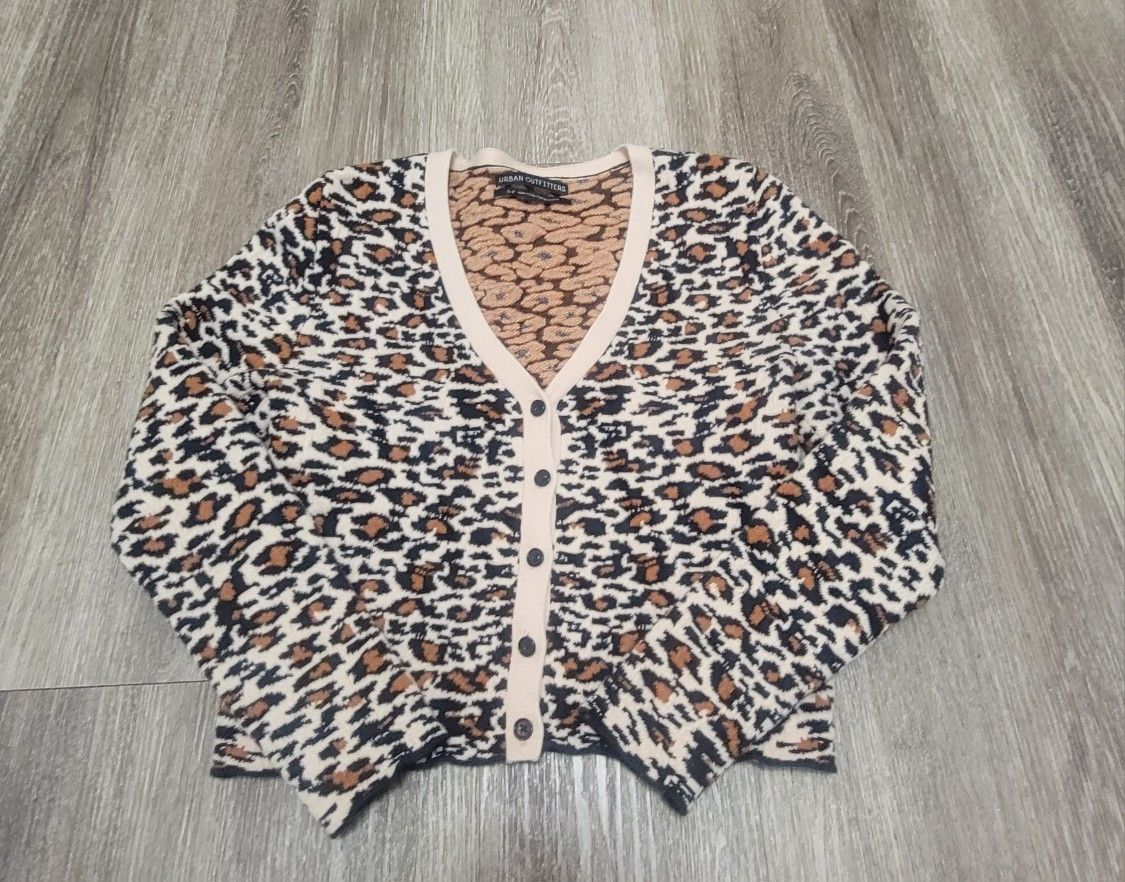 Urban Outfitters Sweater, Size Small