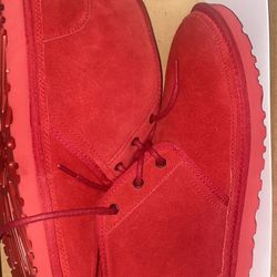 SERIOUS BUYERS Size 12 Ugg Men 