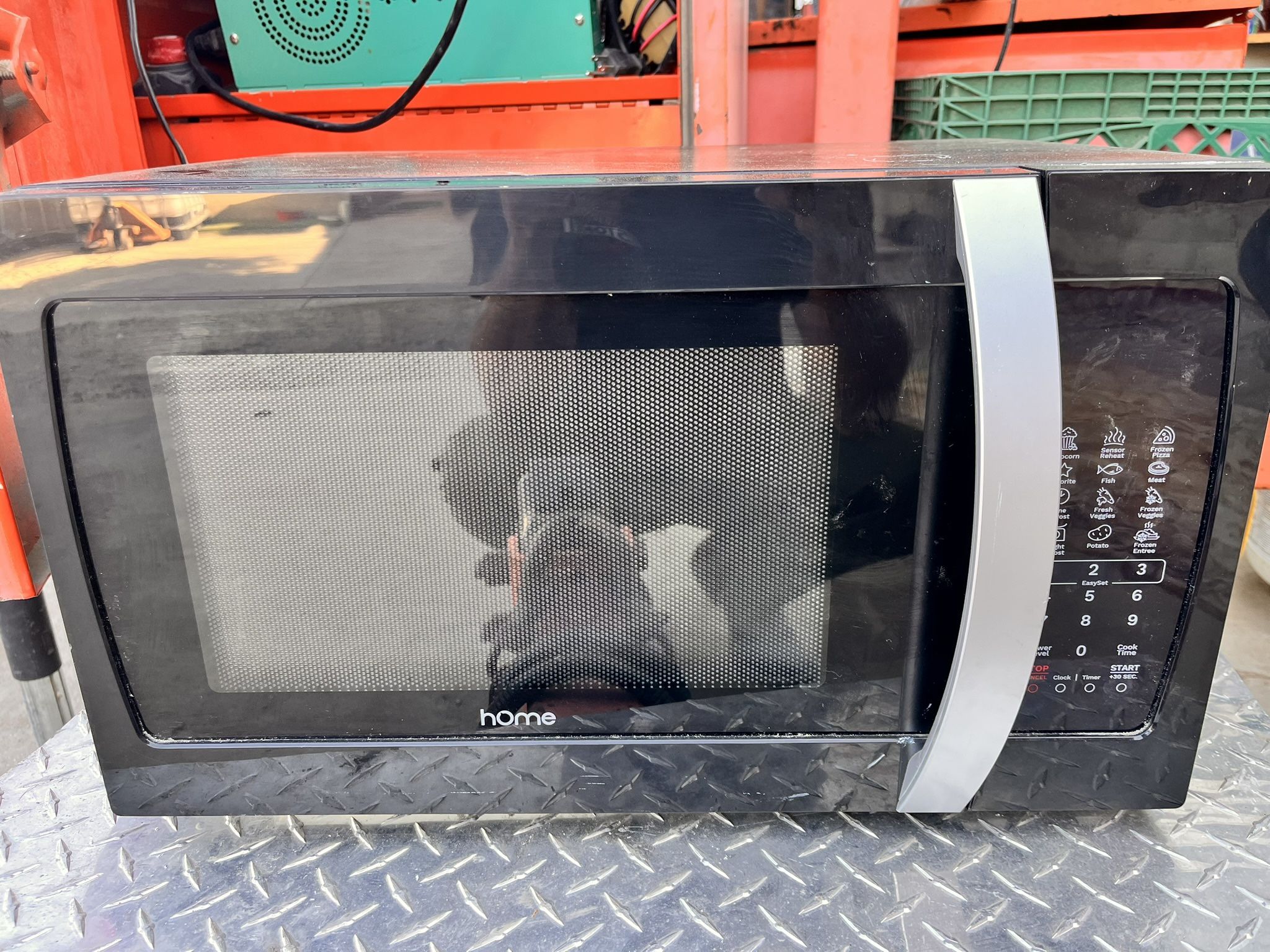 Counter Top Microwave
