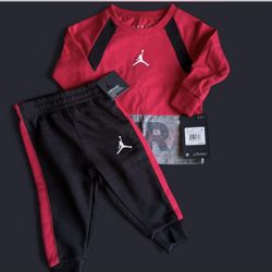 Jordan Baby Boy 2-piece Outfit
