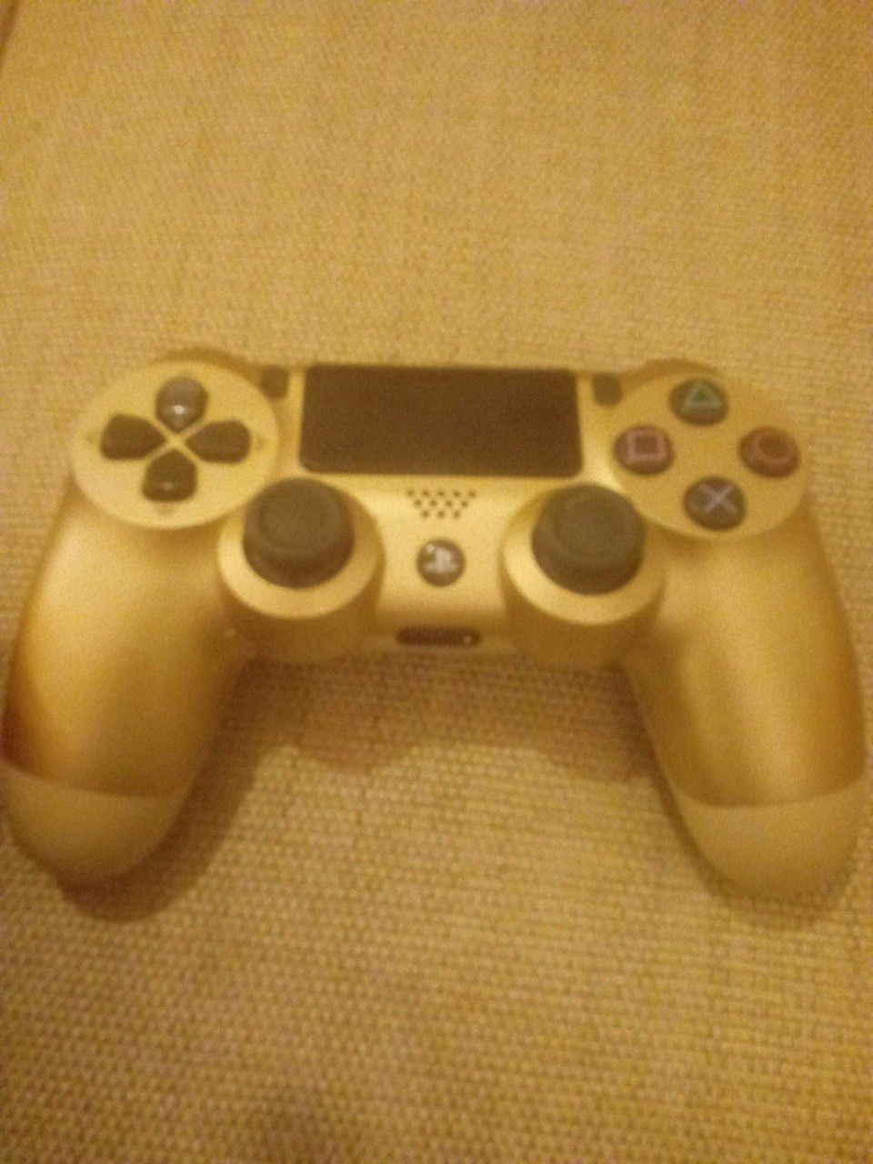 PS4 controller gold