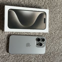 iPhone 15 Pro 256GB Titanium
