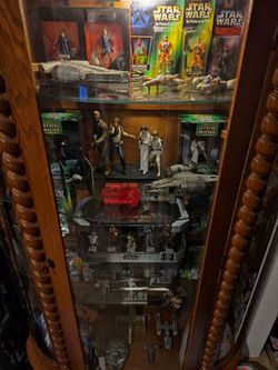 Large Star Wars/pop culture lot