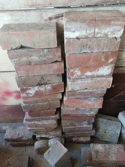 25 Vintage Bricks In Long Beach