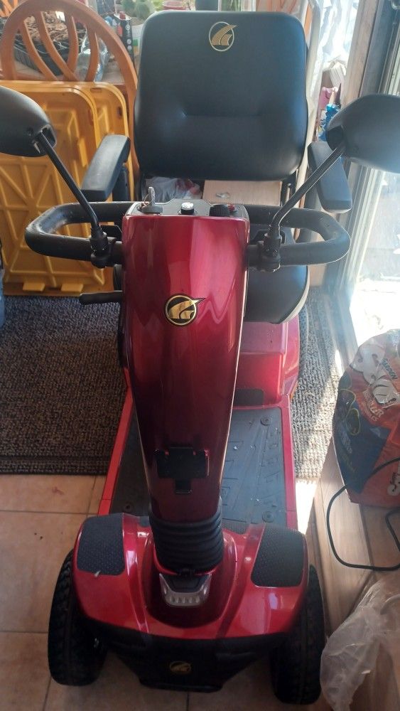 Golden 4 Wheel Electric Scooter