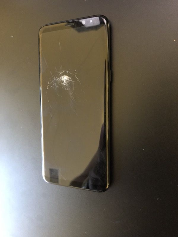 Samsung S8 Plus 64gb Factory Unlocked cracked glass still works perfectly