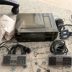 Refurbished Original Nintendo NES Console – Tested & Working – 2 Controllers