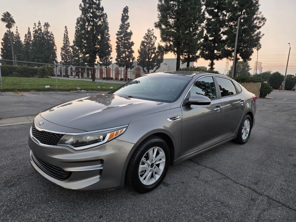 2016 KIA Optima