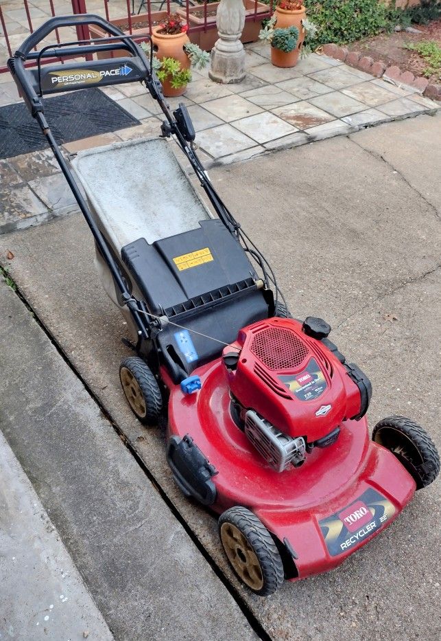 ❗PRICE DROP❗ TORO 22" (56cm) Personal Pace® Mower (20332
