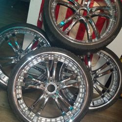22in Chrome Rims