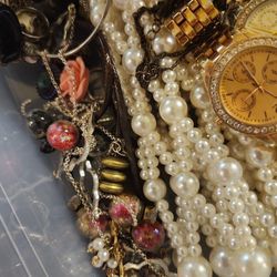 Random Jewelry 