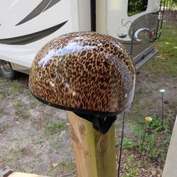 Motorcycle helmet