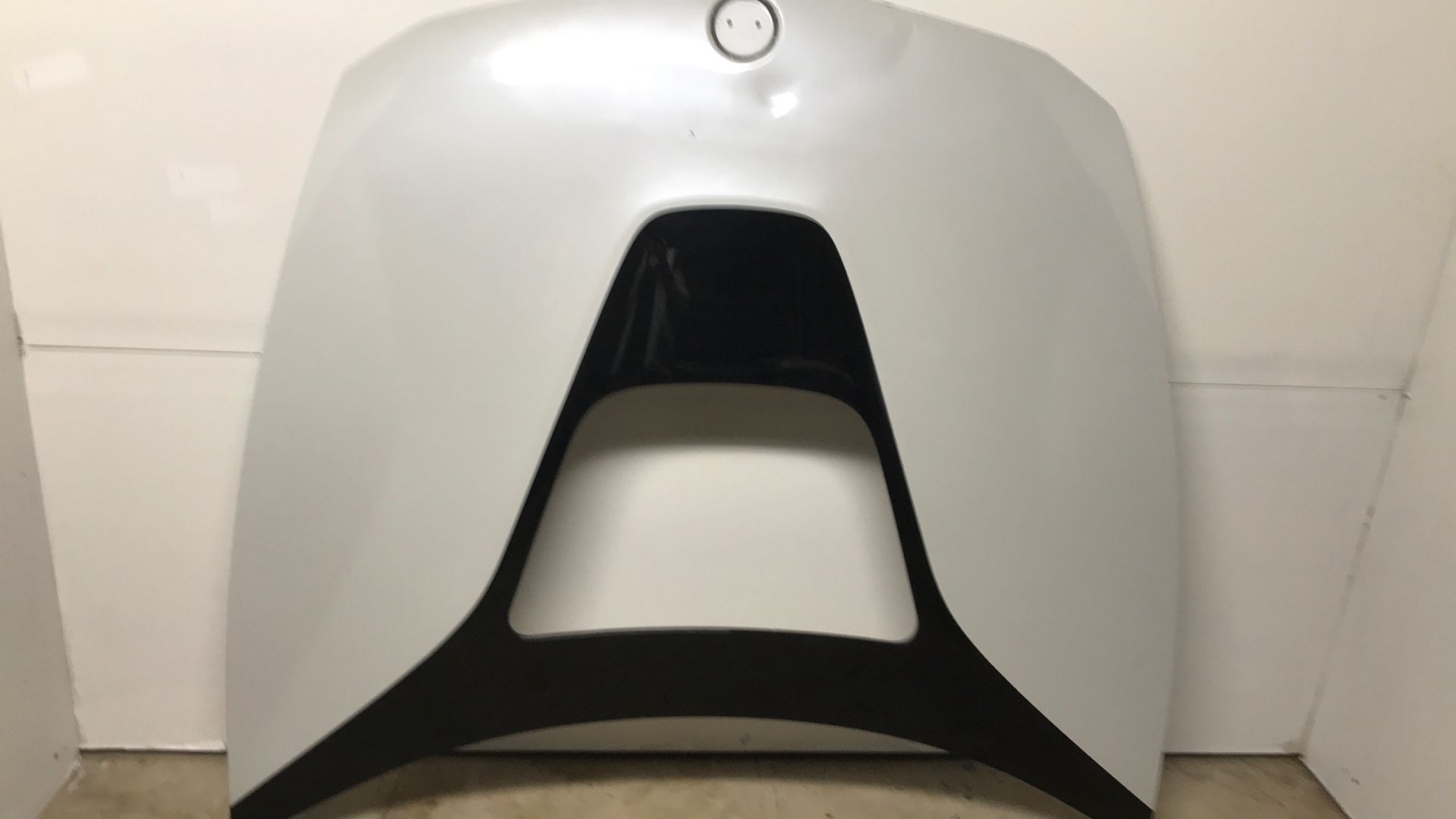 2018-2019-2020 BMW IA HOOD