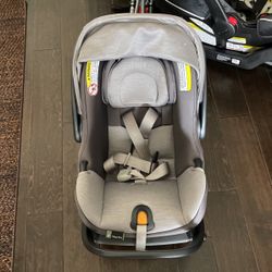 Chicco KeyFit 35 Infant Car Seat And Base