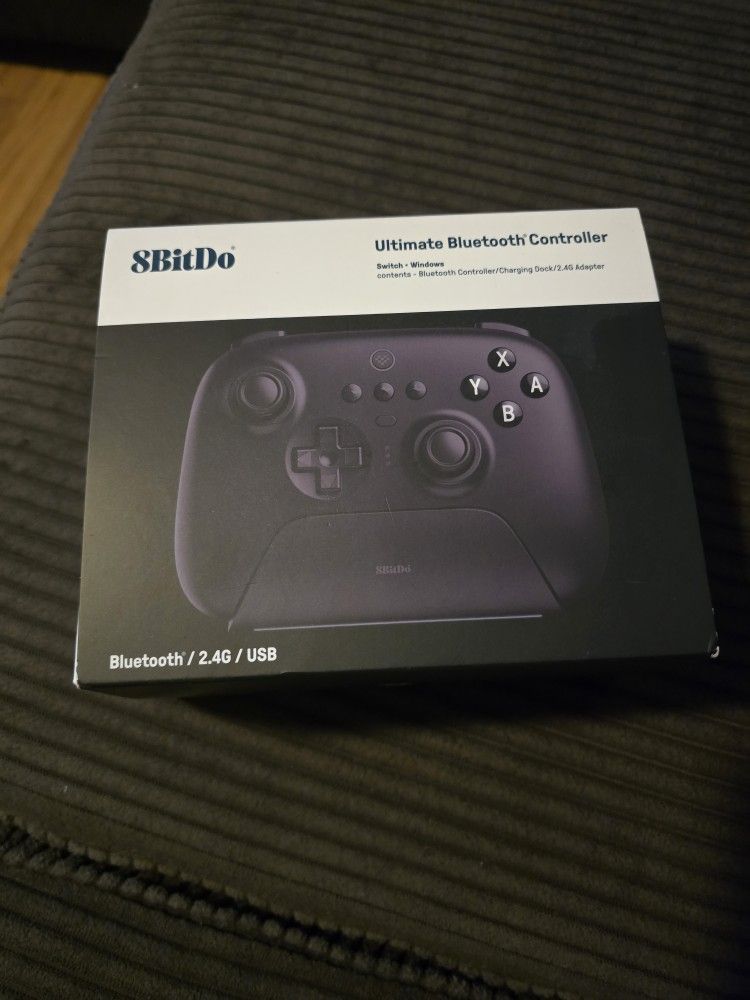 8bitdo ultimate bluetooth controller in good condition