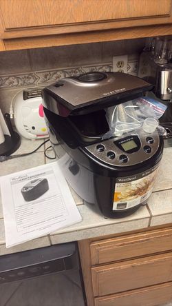 Bread Maker West Bend