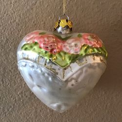 Metallic Glass Glitter Puff Heart Ornament 