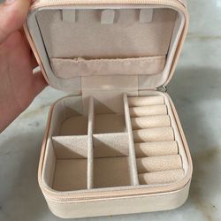 Mini jewelry box