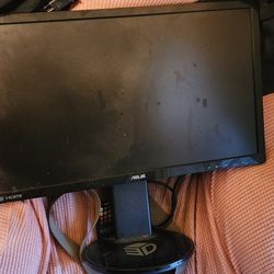 ASUS VG248QE Gaming Monitor - 24" FHD (1920x1080) 144Hz