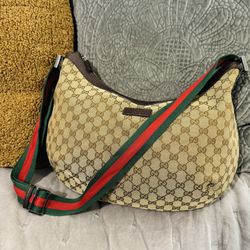 Gucci Cross Body Bag