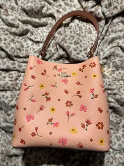 Coach bucket shoulder bag