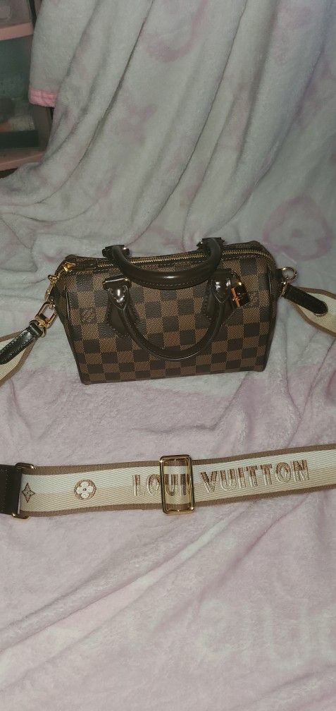 Louis Vuitton Speedy Nano