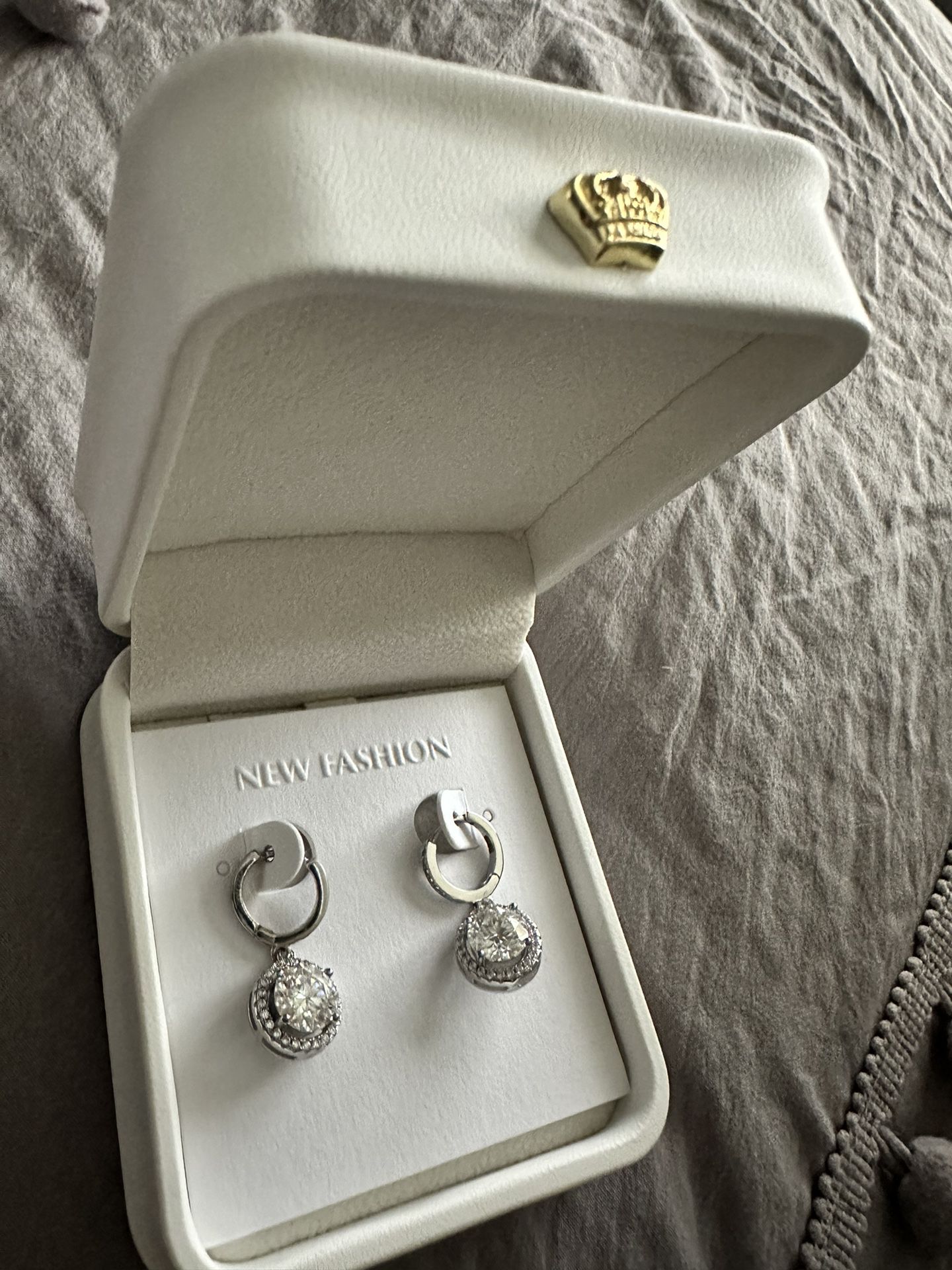 wowshow Moissanite Earrings 925 Sterling Silver Dangle Earrings 4ct Moissanite Drop Earrings White Gold Plated Dangle Hoop Diamond Earrings for Women