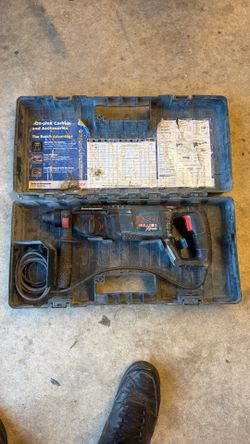 Rotary hammer drill