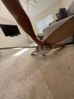 Ceiling fan with remote $40