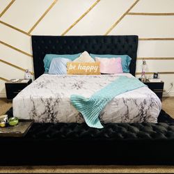 Black King Tufted Storage Bed