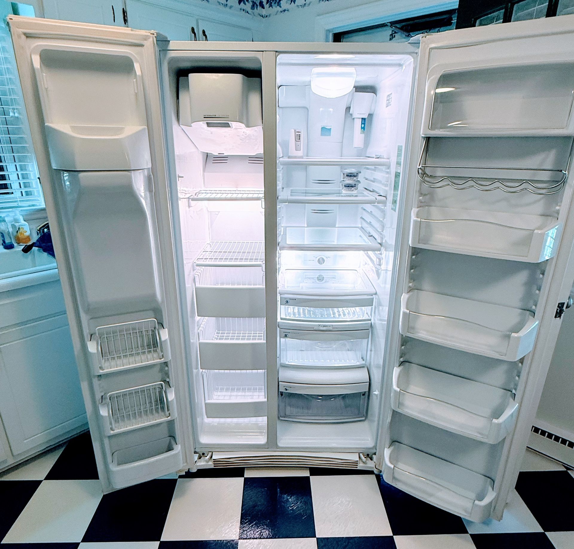 GE Profile Side-by-Side Refrigerator 
